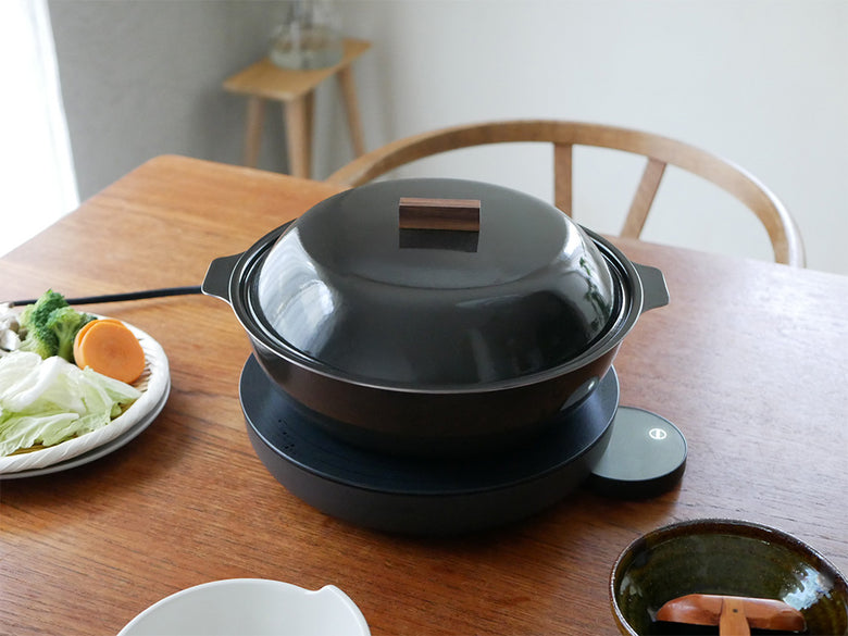 【KINTO/キントー】琺瑯×天然木のIH卓上鍋KAKOMI