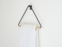 トライアングルタオルハンガー / ブラック