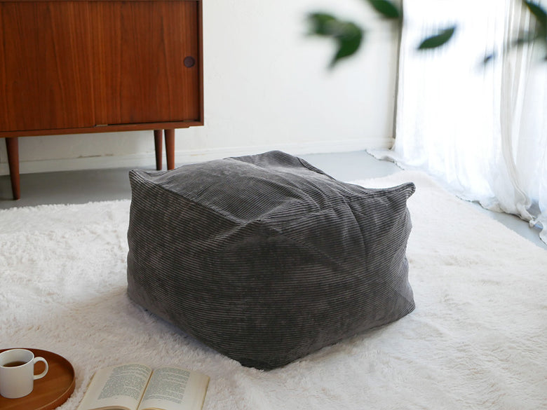 【QUBE/キューブ】コーデュロイビーズクッション