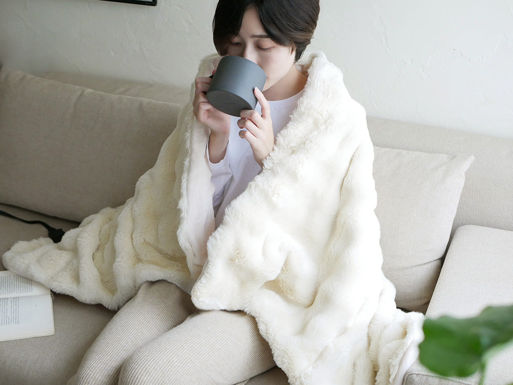 【QUADS/クワッズ】ずっと触れたくなる掛敷両用電気毛布 toron（トロン）