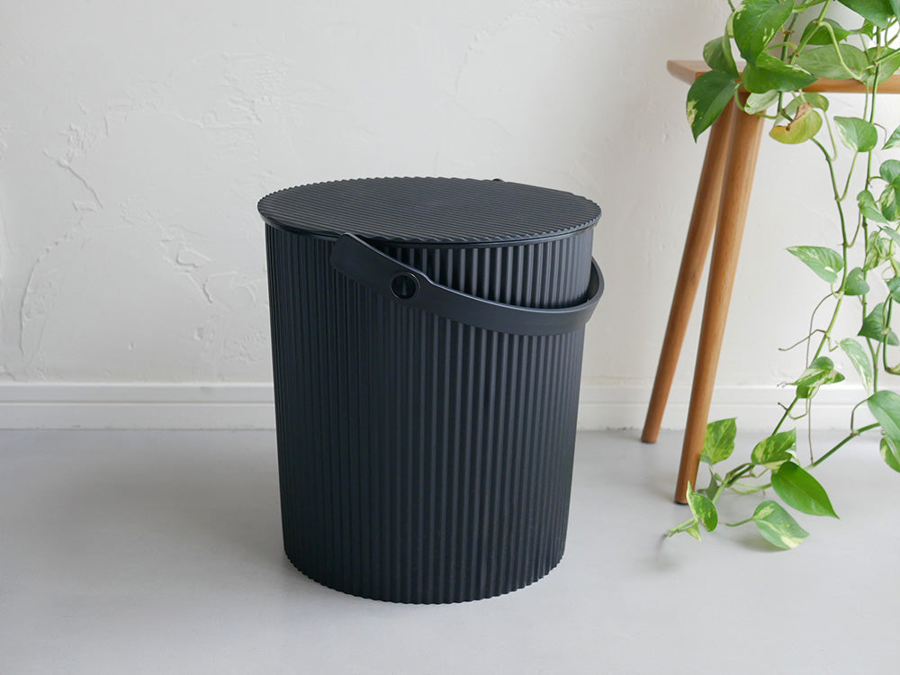 【八幡化成】スツールにもなる蓋付収納 オムニウッティ ニュートラル