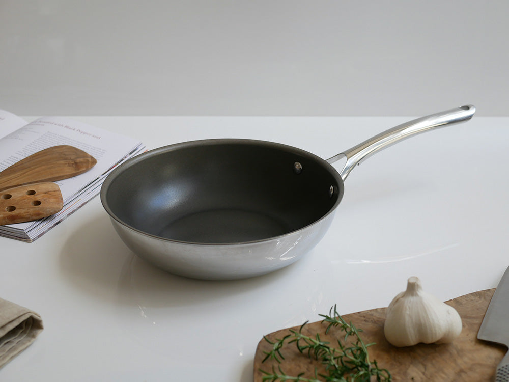 CORELLE こびりつきにくいフライパン Wok pan 24cm CORELLE/コレール】こびりつきにくい次世代フライパン｜【公式】ひなた