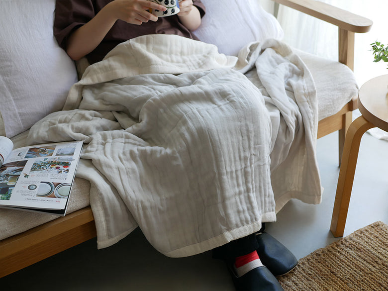 【cocomani/ココマニ】1年中使えるとろサラ5重織ガーゼケット