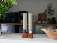 クリームホワイト