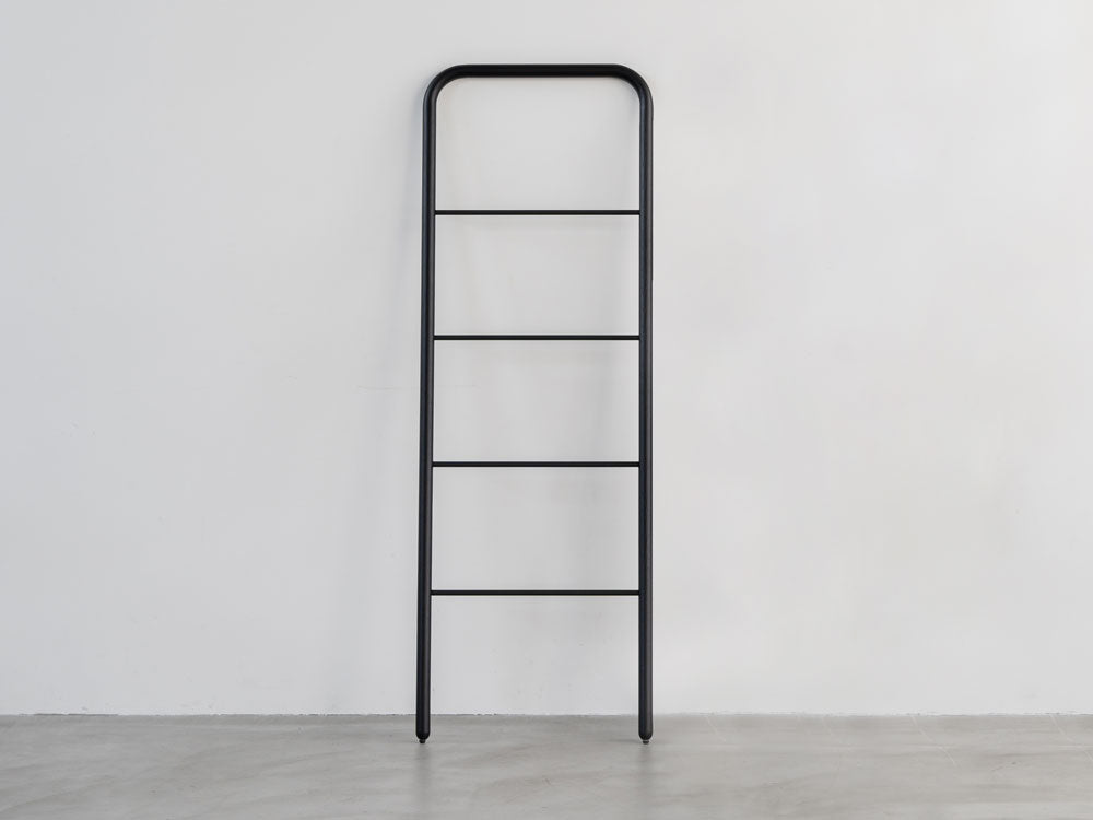 飛騨産業　ハンガー付スタンドミラー　超美品！ スタンドミラー 全身鏡 高さ163cm ハンガーラック 省スペース tras