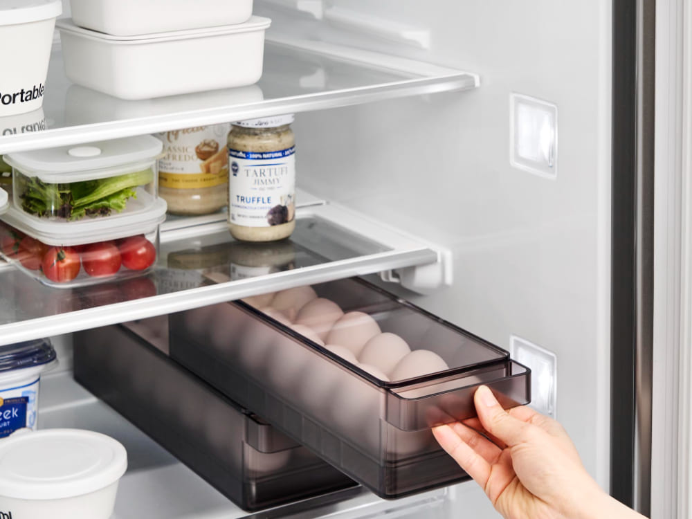 【tower / タワー】冷蔵庫中蓋付き卵ケース